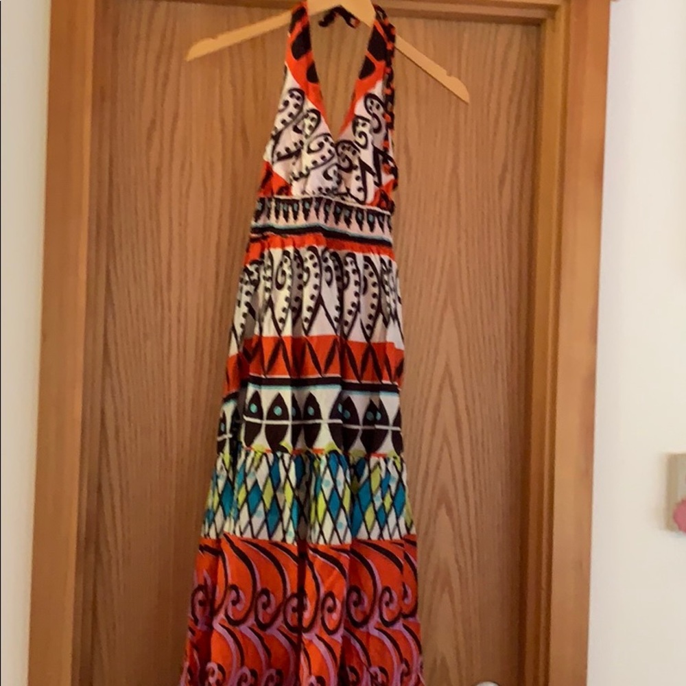 Halter midi